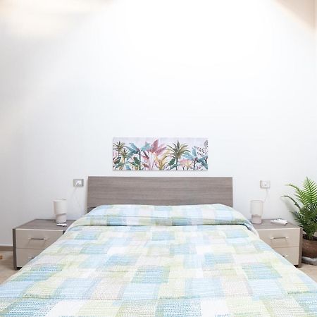 Casa Antonella Al Centro Di Cabras公寓 外观 照片